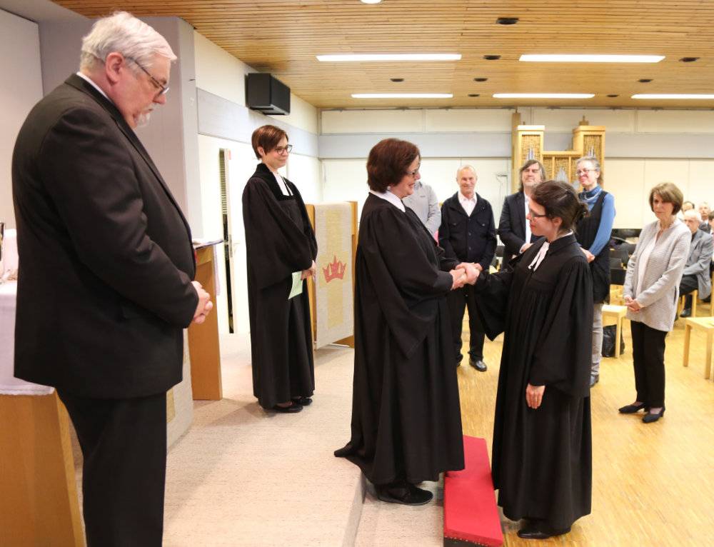 Einführung Pfarrerin Carmen Sanftleben durch die Dekanin Dr. Schwöbel-Hug